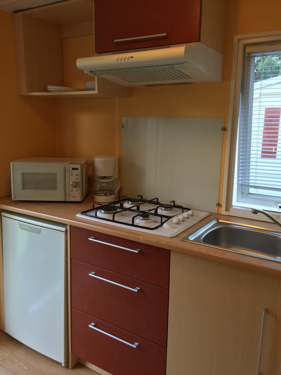 Camping Les Orangers San-Martino-di-Lota ภายนอก รูปภาพ